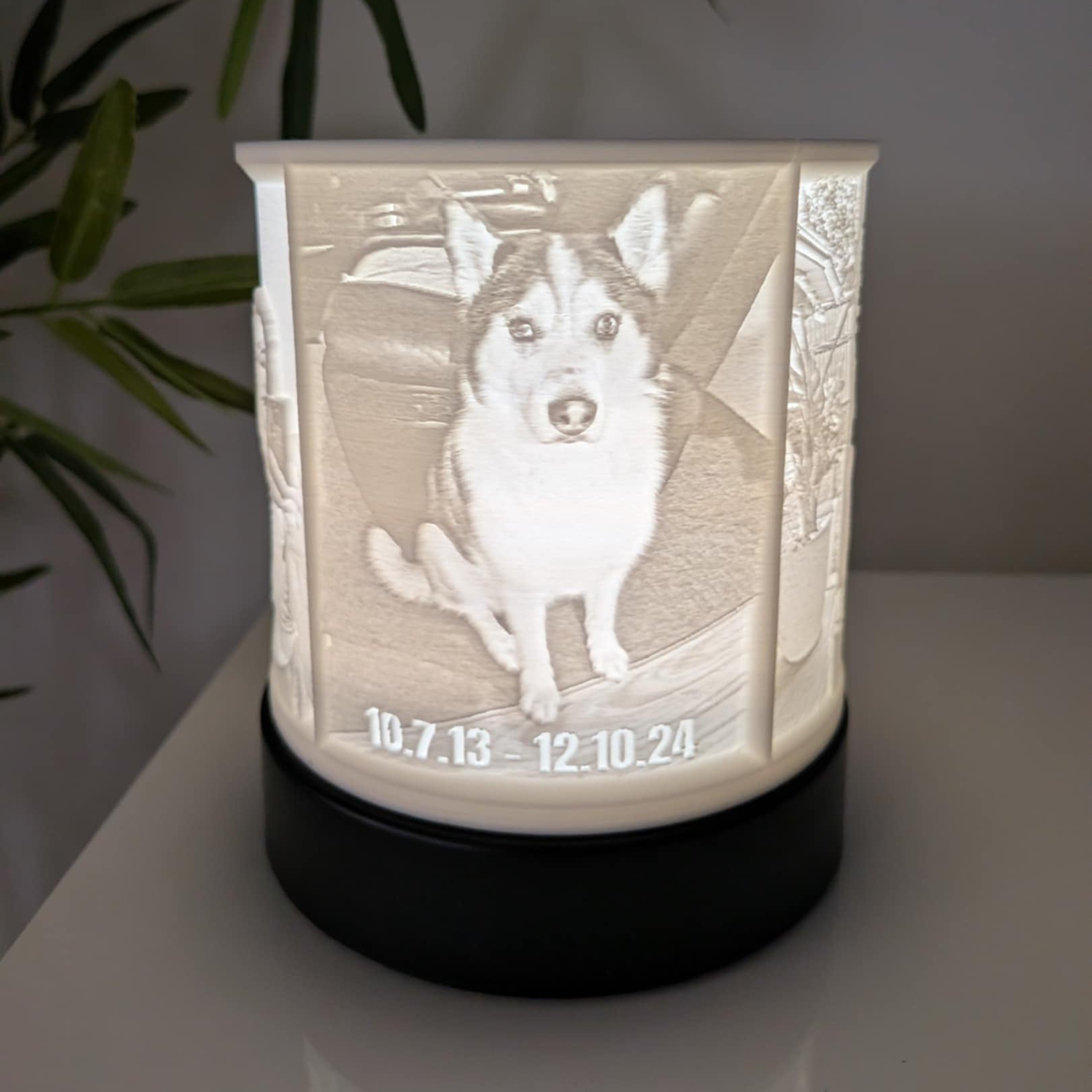 LED Lithophane Lamp with Custom Photos